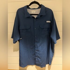 Columbia Blue Casual Button Down Shirt Lightweight Breathable